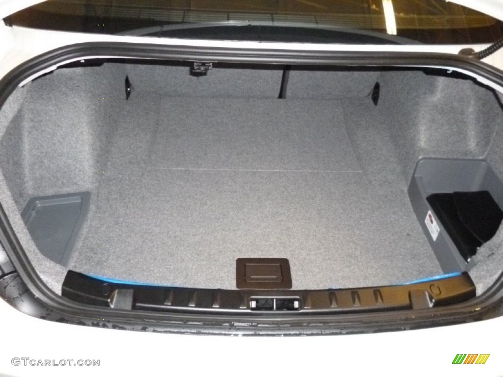 2012 BMW 3 Series 328i xDrive Coupe Trunk Photo #60821166