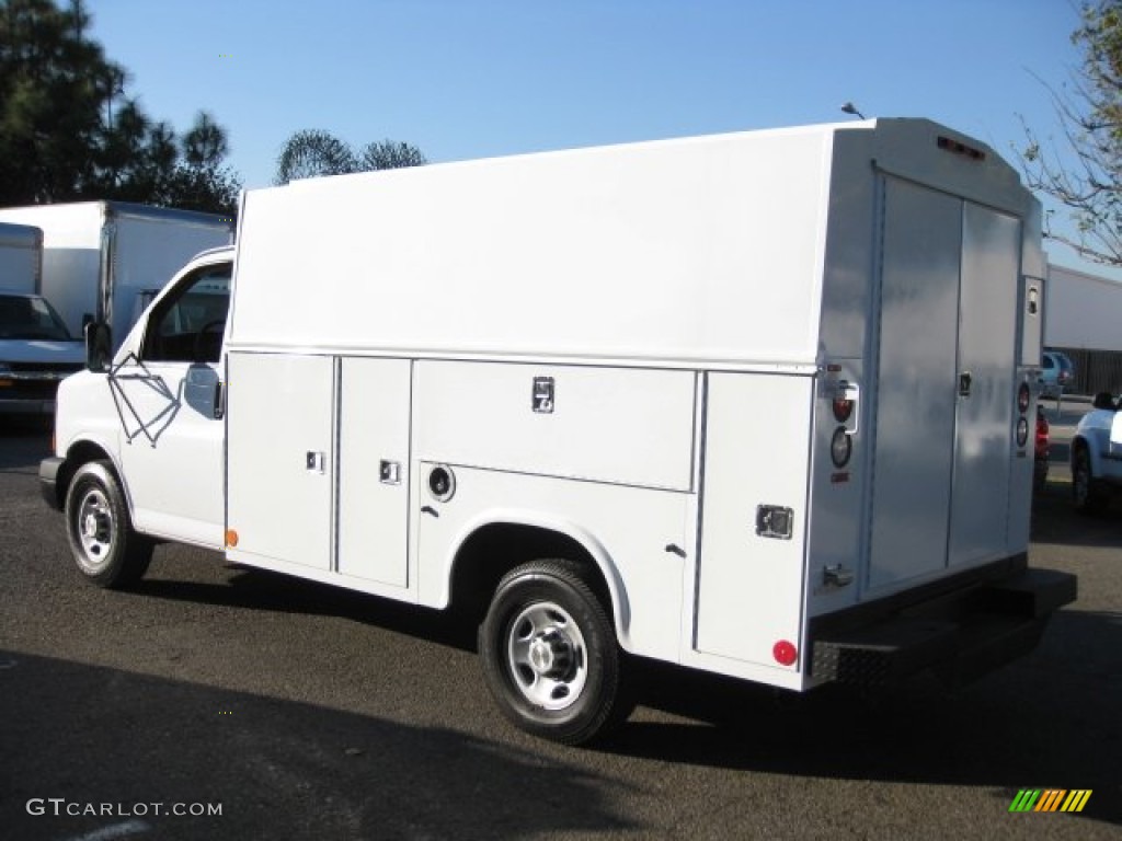 Summit White 2006 Chevrolet Express Cutaway 3500 Commercial Utility Van Exterior Photo #60821877