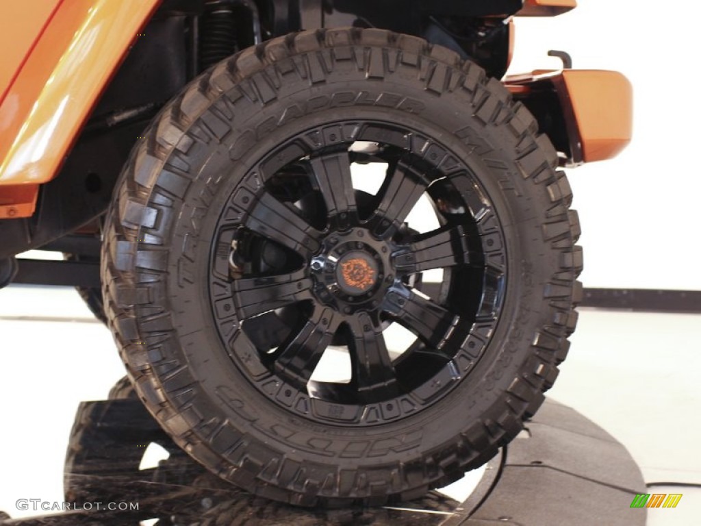 2010 Jeep Wrangler Unlimited Mountain Edition 4x4 Custom Wheels Photo #60822105