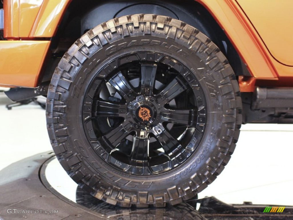 2010 Jeep Wrangler Unlimited Mountain Edition 4x4 Custom Wheels Photos