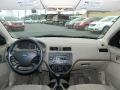 Infra-Red - Focus ZX4 SE Sedan Photo No. 15