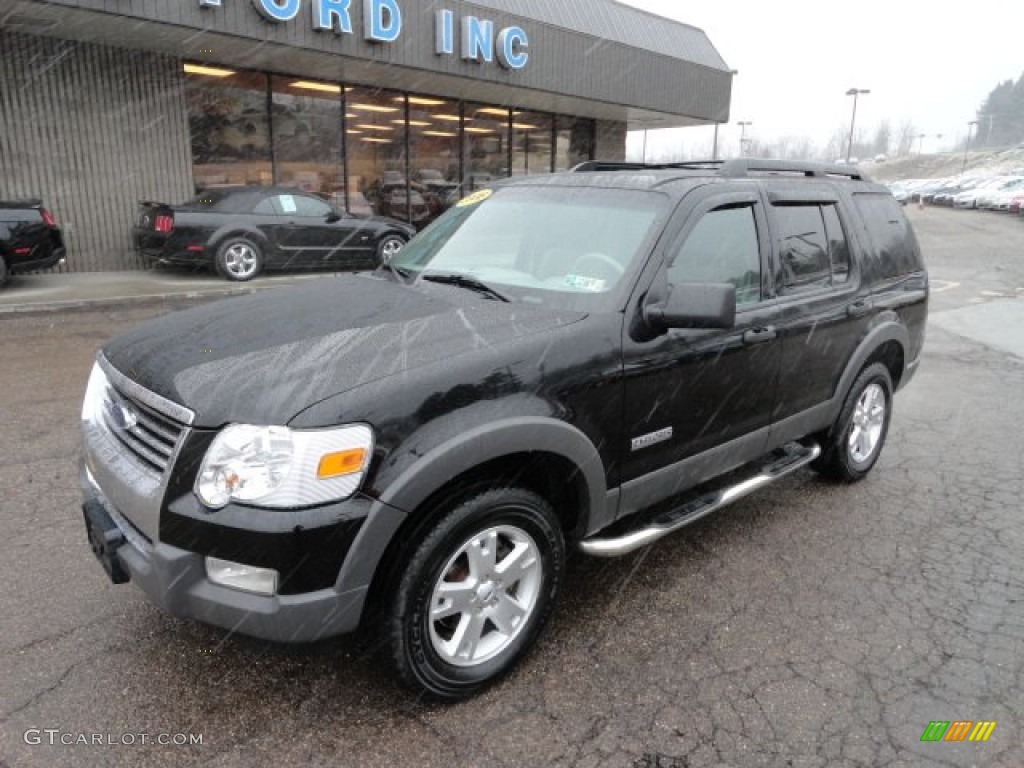 2006 Explorer XLT 4x4 - Black / Stone photo #7