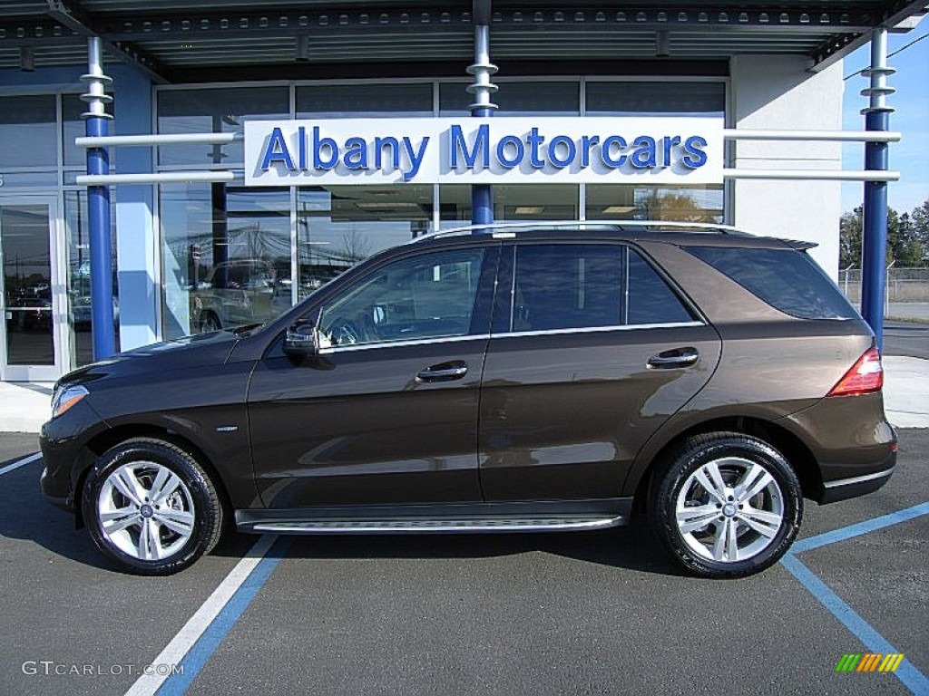 2012 ML 350 4Matic - Dakota Brown Metallic / Almond Beige photo #1