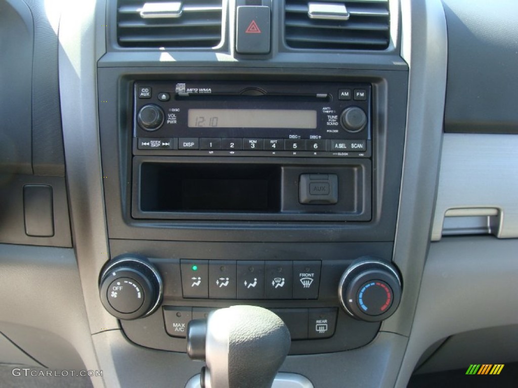 2010 CR-V LX AWD - Taffeta White / Gray photo #22