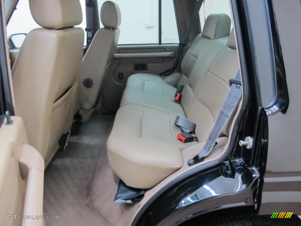 Bahama Beige Interior 1997 Land Rover Discovery SE Photo #60830885