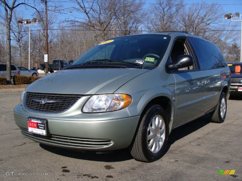 2003 Town & Country LX - Satin Jade Pearl / Gray photo #4