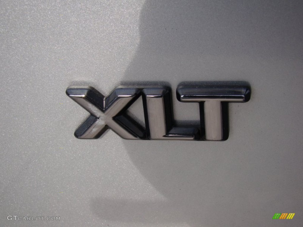 2010 Ford Transit Connect XLT Cargo Van Marks and Logos Photos