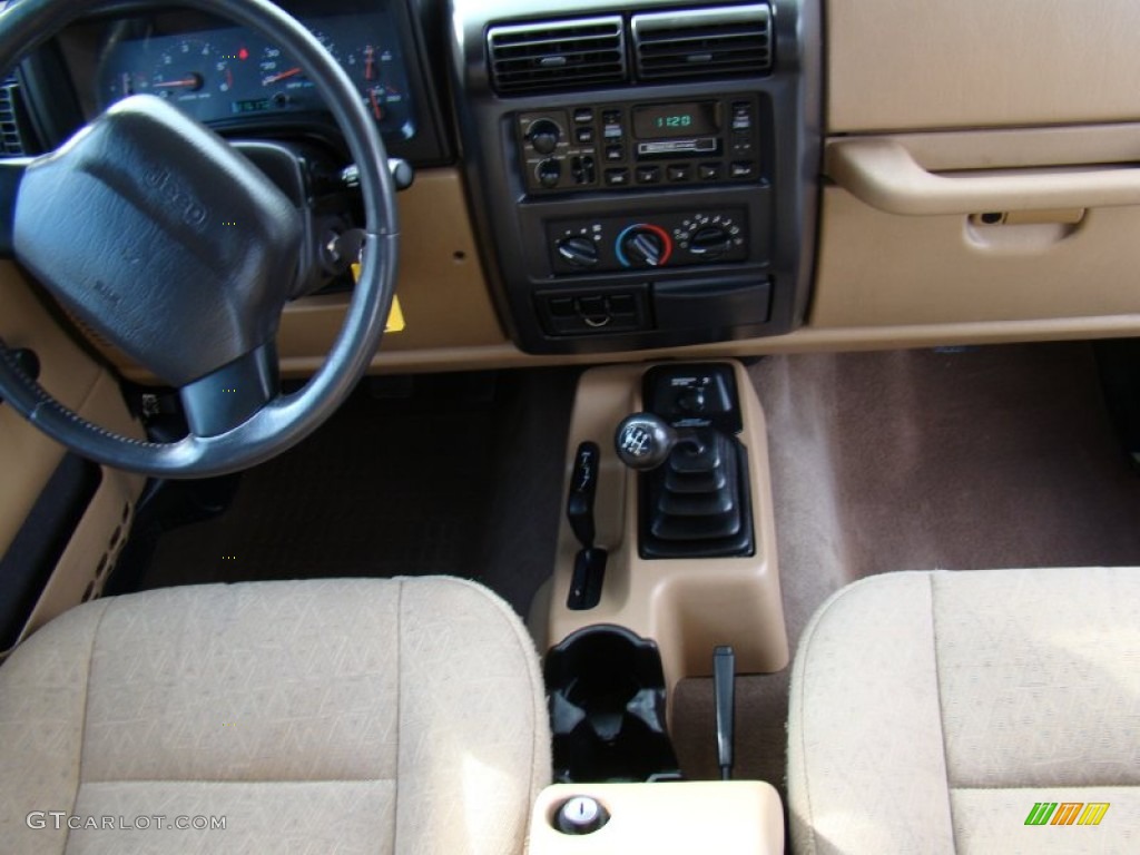 2001 Wrangler SE 4x4 - Forest Green / Camel photo #13