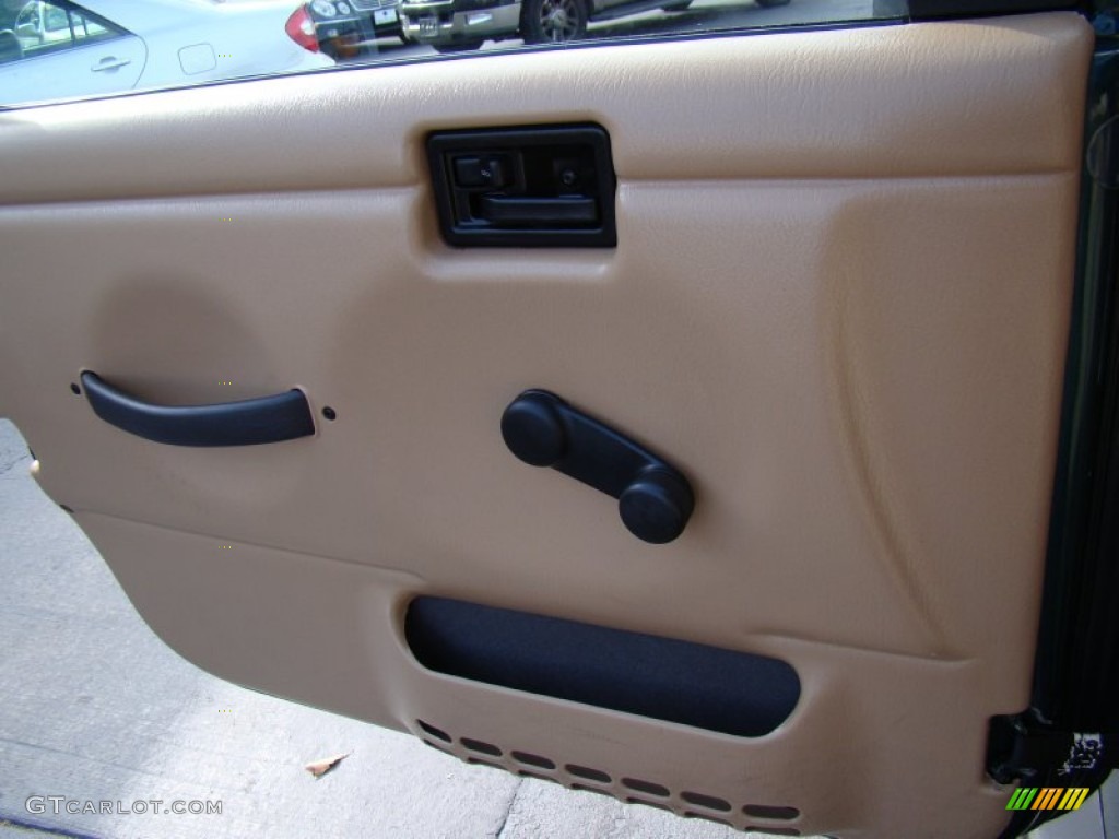 2001 Wrangler SE 4x4 - Forest Green / Camel photo #15