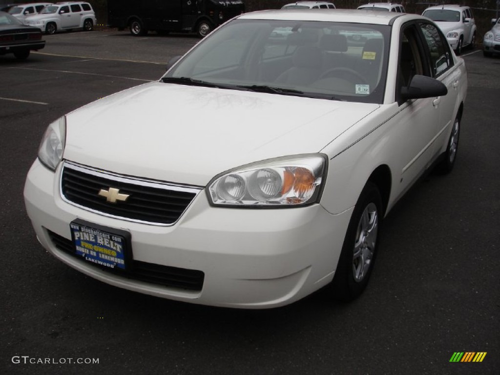 White Chevrolet Malibu