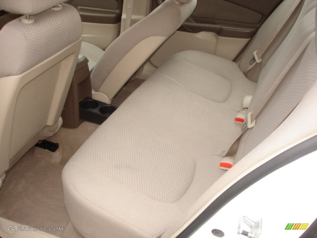 2007 Malibu LS Sedan - White / Cashmere Beige photo #11