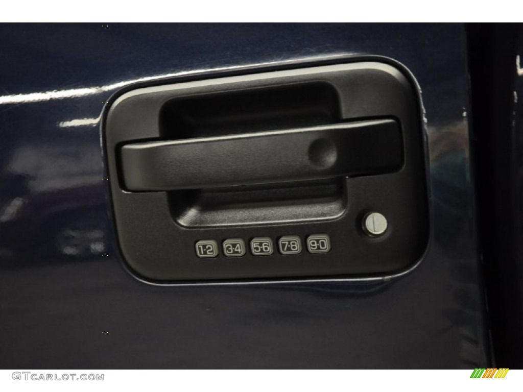 2006 F150 FX4 SuperCrew 4x4 - Black / Black photo #6