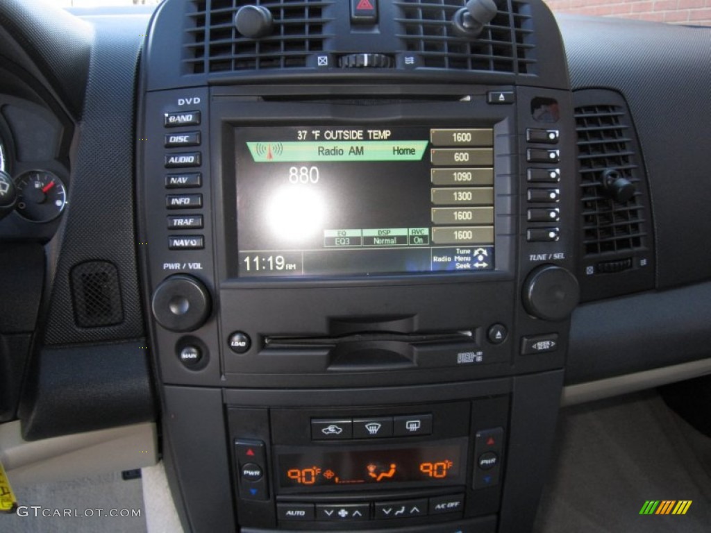 2005 Cadillac CTS Sedan Controls Photo #60834519
