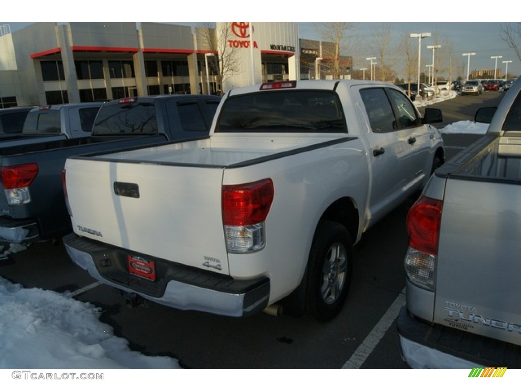 2010 Tundra CrewMax 4x4 - Super White / Graphite Gray photo #2