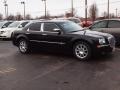 Brilliant Black - 300 C HEMI Photo No. 1