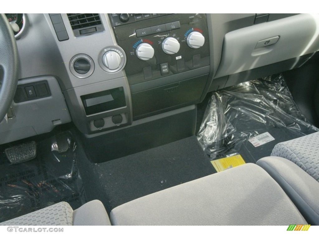 2012 Tundra Double Cab 4x4 - Magnetic Gray Metallic / Graphite photo #14