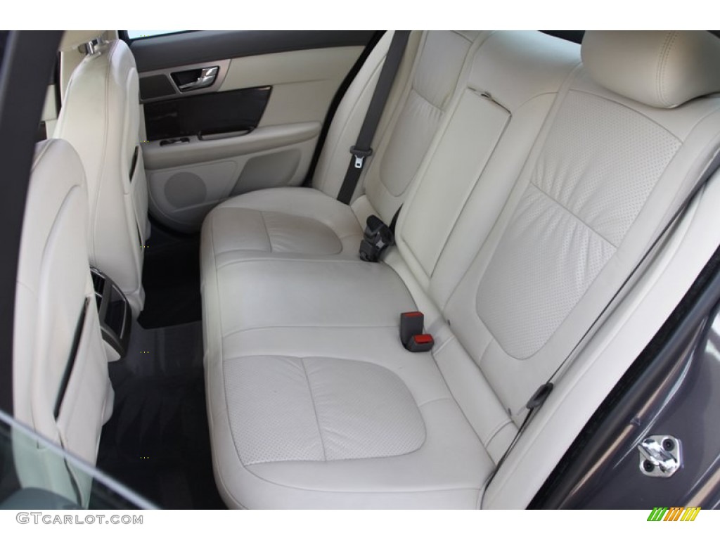 2009 Jaguar XF Supercharged Rear Seat Photo #60837305