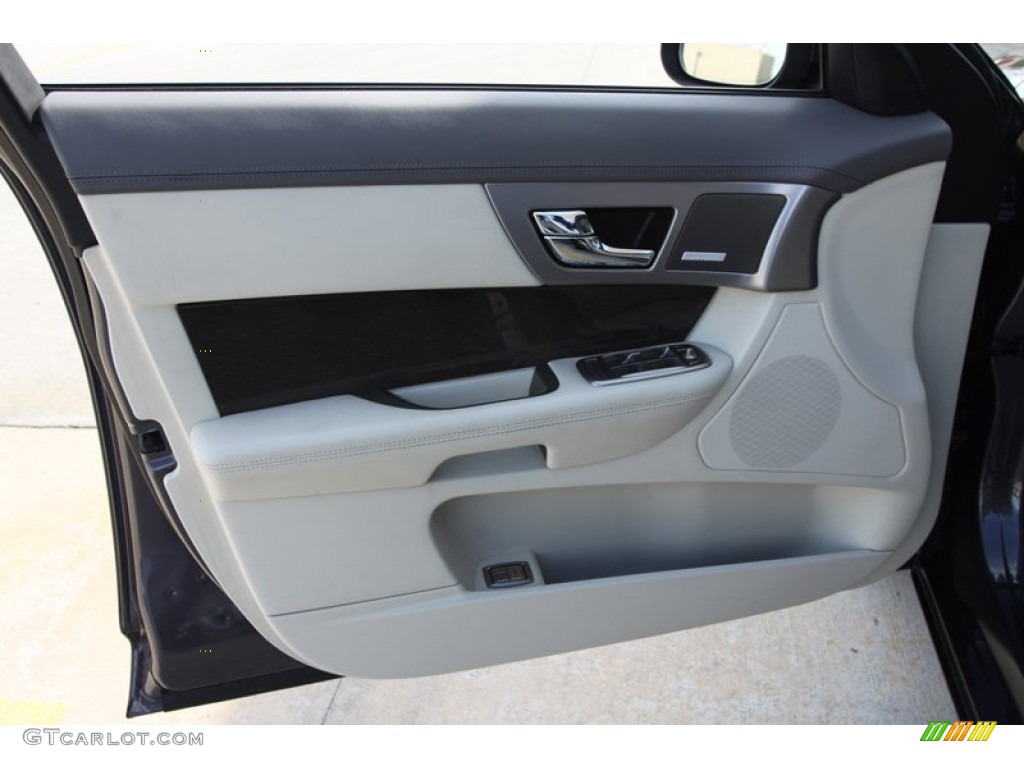 2009 Jaguar XF Supercharged Ivory/Oyster Door Panel Photo #60837359