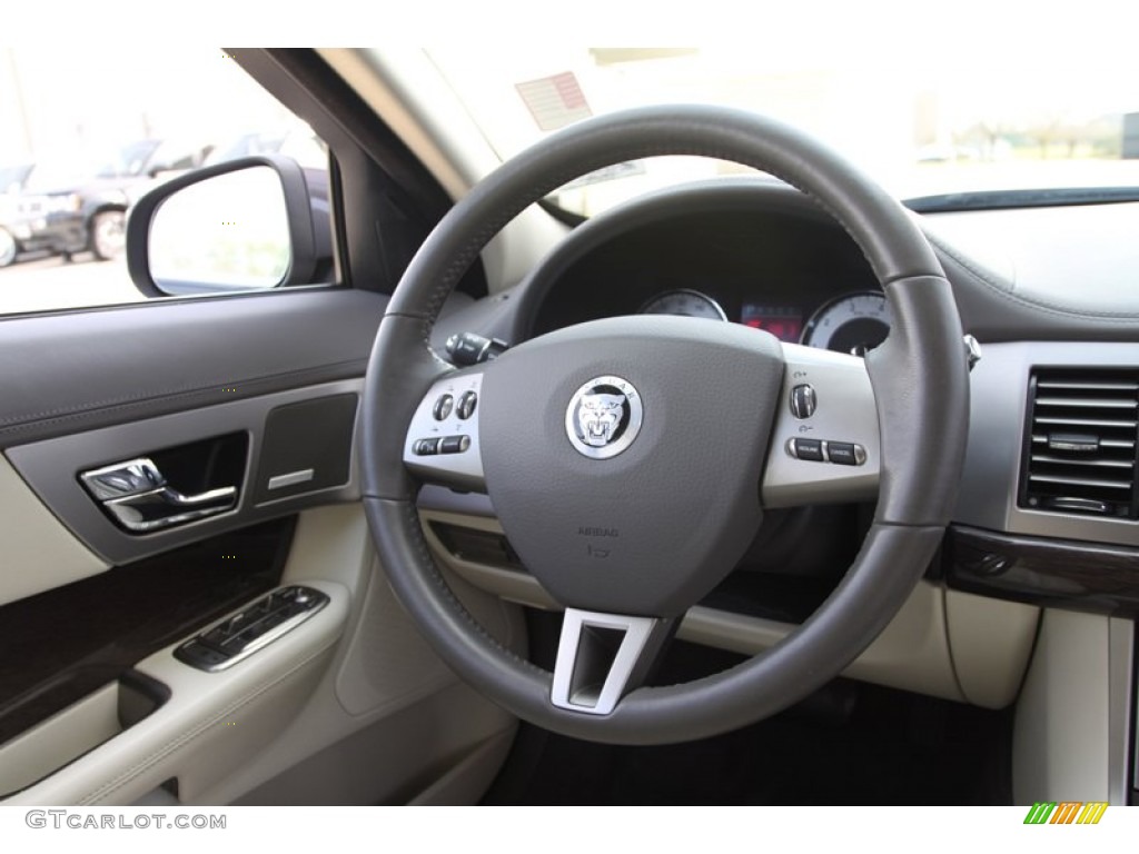 2009 Jaguar XF Supercharged Ivory/Oyster Steering Wheel Photo #60837506