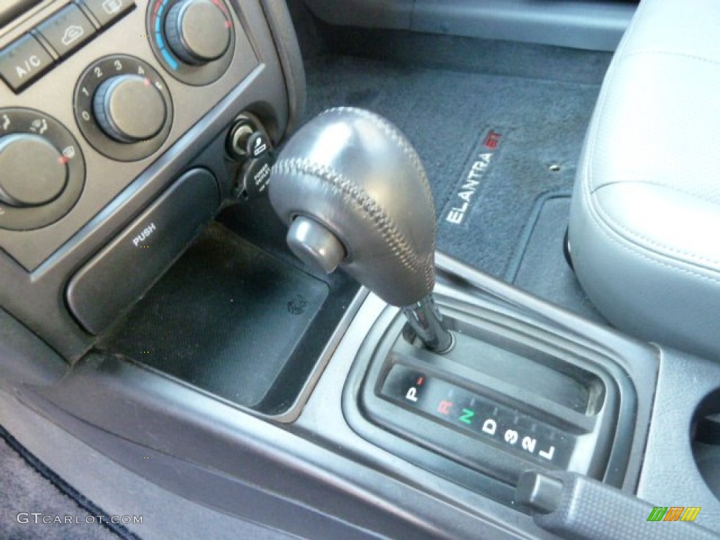 2004 Elantra GT Hatchback - Crimson Dark Red / Gray photo #16