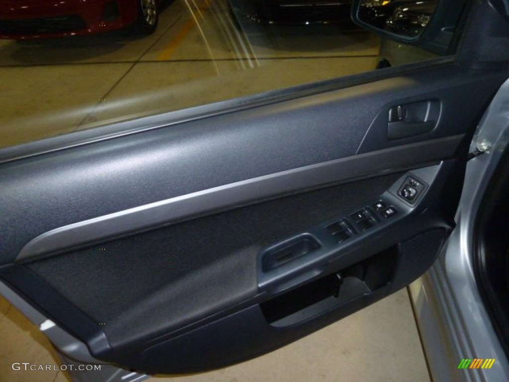 2010 Lancer ES - Apex Silver Metallic / Black photo #15