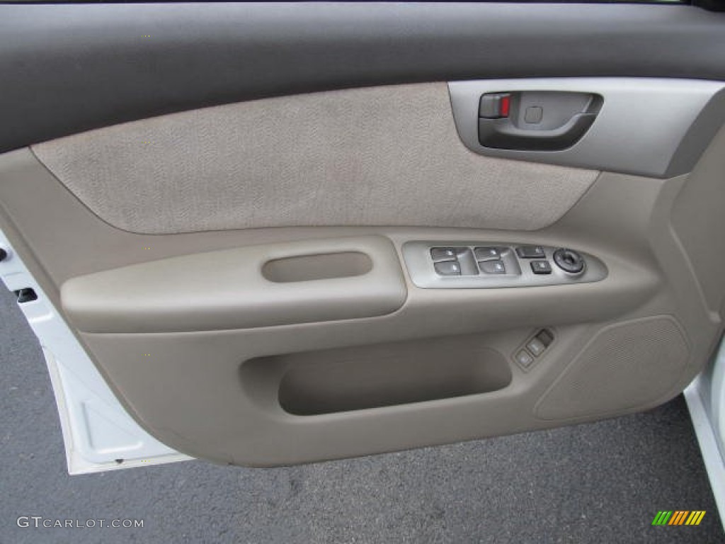 2006 Optima LX - White / Beige photo #8