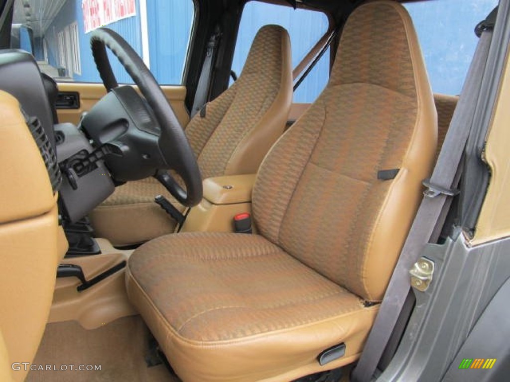 Khaki Interior 1998 Jeep Wrangler SE 4x4 Photo #60841805