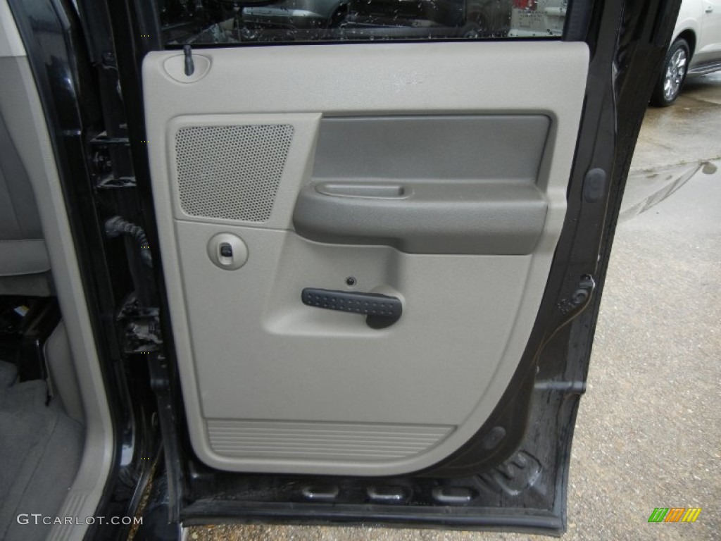 2008 Ram 1500 Laramie Quad Cab 4x4 - Brilliant Black Crystal Pearl / Medium Slate Gray photo #9