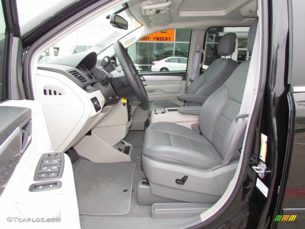 Aero Gray Interior 2010 Volkswagen Routan SEL Photo #60847317