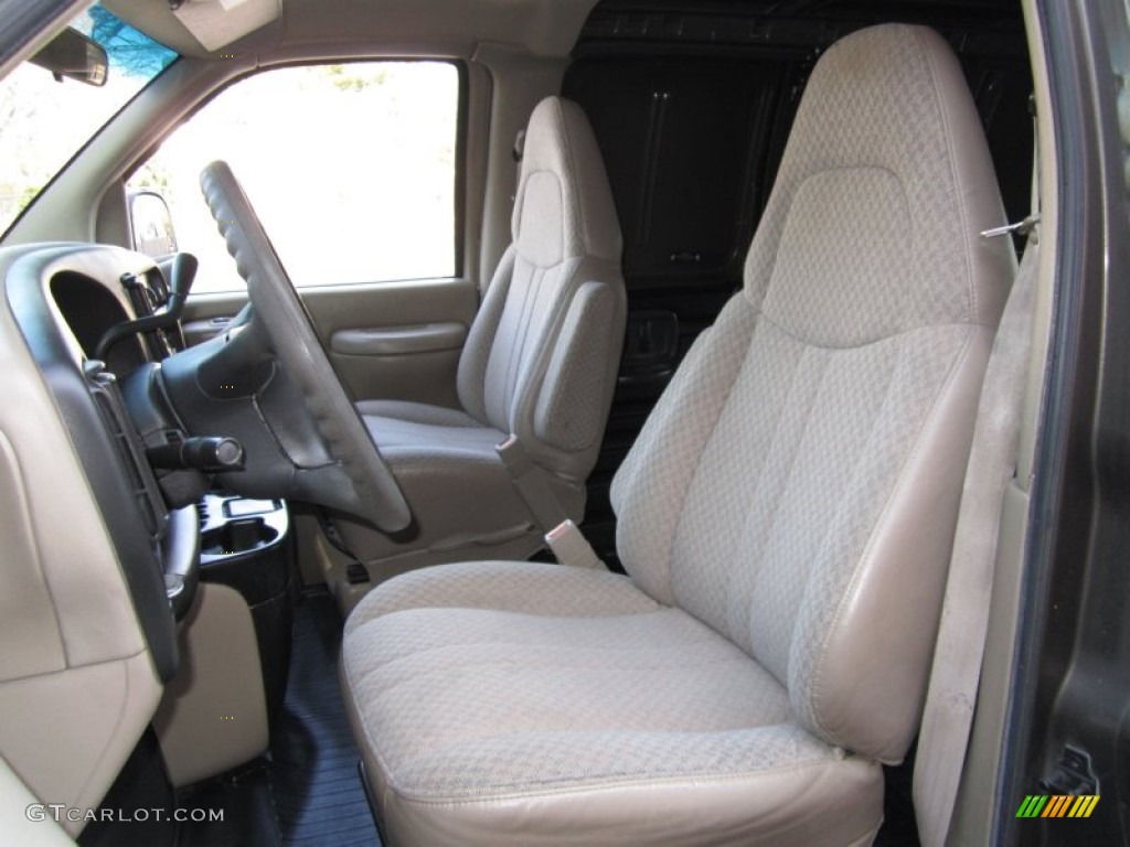 Neutral Interior 2002 Chevrolet Express 1500 Cargo Van Photo #60848076