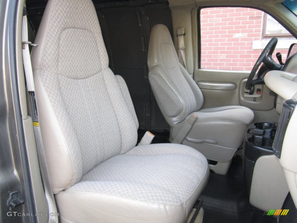 Neutral Interior 2002 Chevrolet Express 1500 Cargo Van Photo #60848085