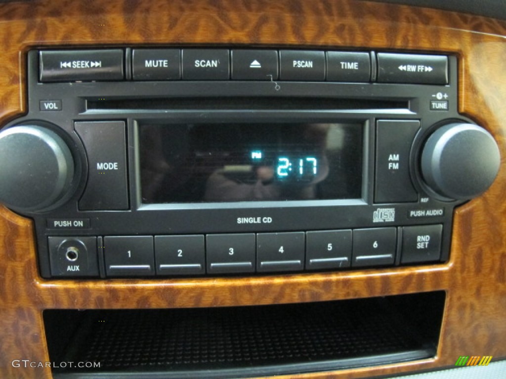 2006 Dodge Ram 1500 SLT Quad Cab 4x4 Audio System Photo #60848898