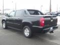 2007 Black Chevrolet Avalanche LS  photo #4