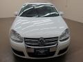 Candy White - Jetta SE Sedan Photo No. 2