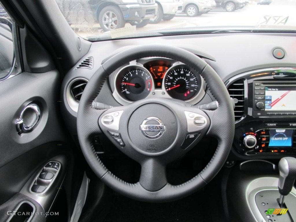 2012 Nissan Juke SL Black/Red Leather/Silver Trim Steering Wheel Photo #60852230