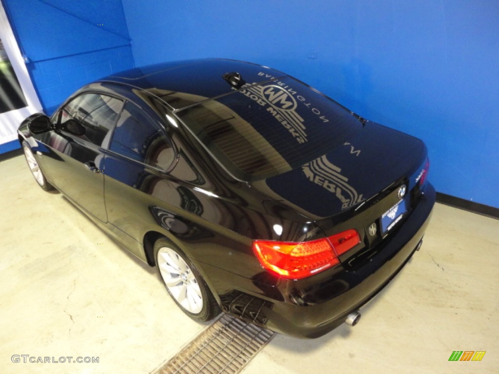 2011 3 Series 335i xDrive Coupe - Jet Black / Black photo #38