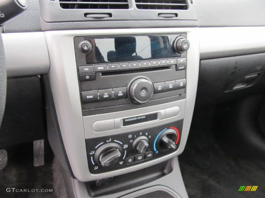 2010 Cobalt LT Sedan - Summit White / Ebony photo #14