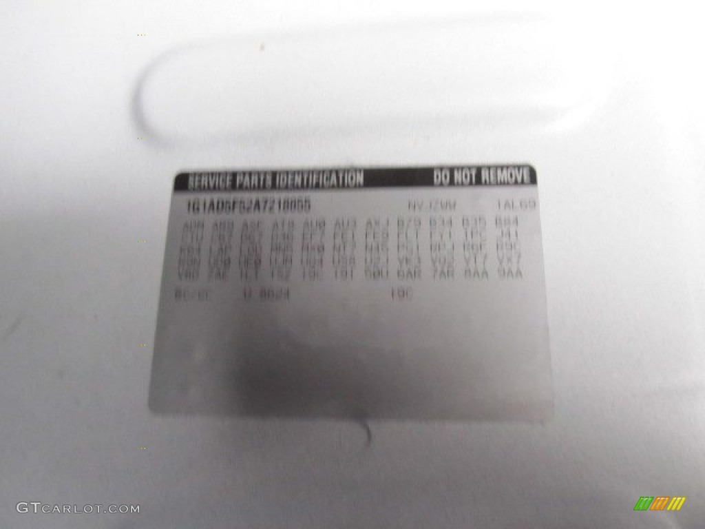 2010 Cobalt LT Sedan - Summit White / Ebony photo #24