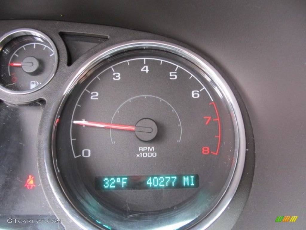 2010 Cobalt LT Sedan - Summit White / Ebony photo #25