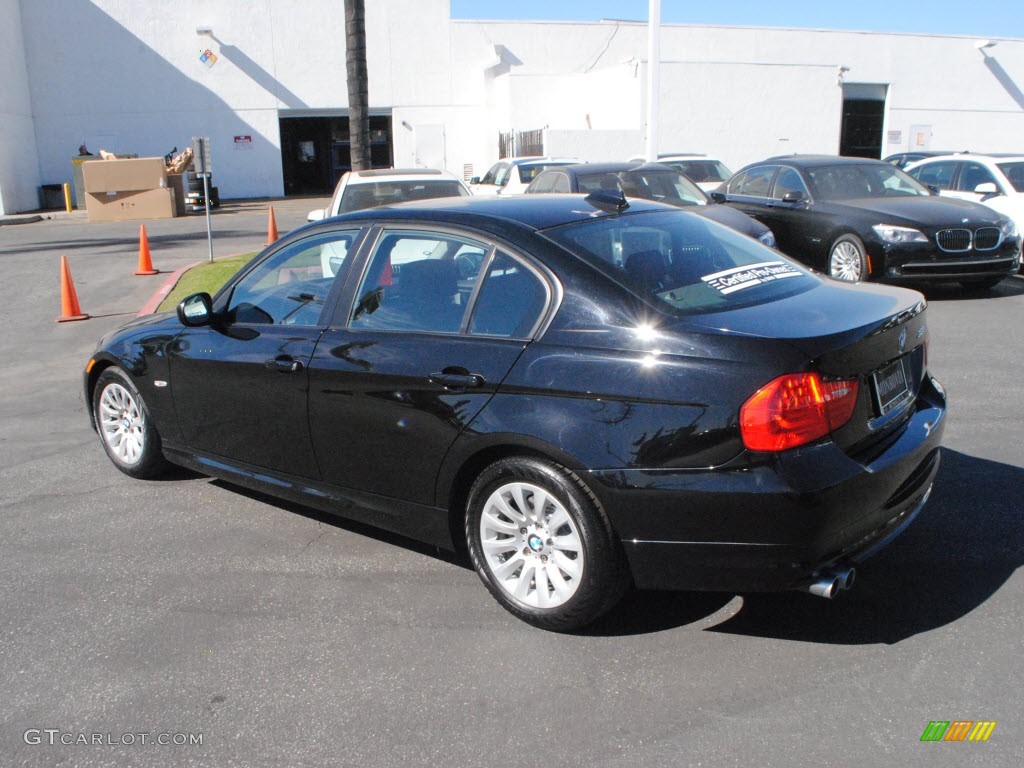 2010 3 Series 328i Sedan - Jet Black / Black photo #11