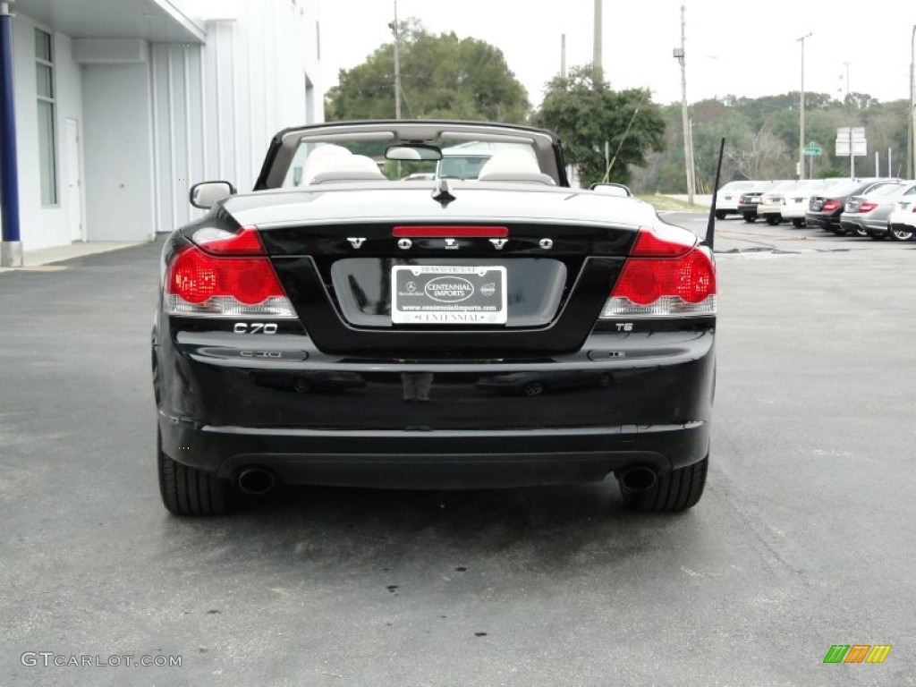 2009 C70 T5 Convertible - Solid Black / Calcite photo #11