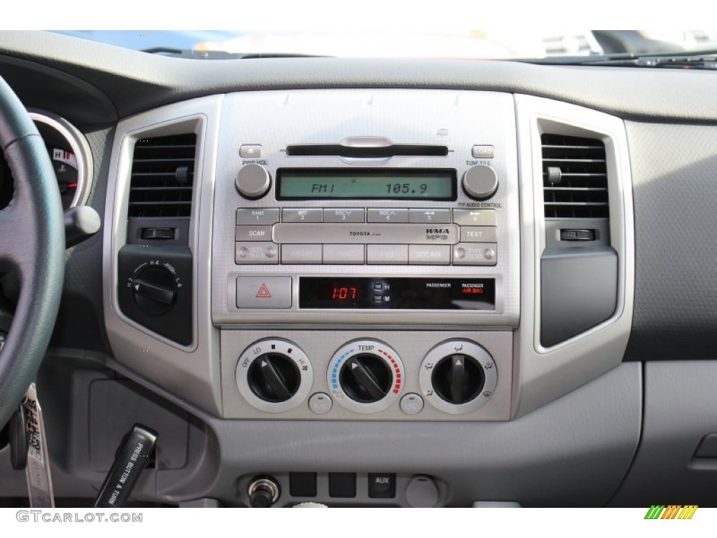 2011 Toyota Tacoma V6 TRD Sport Double Cab 4x4 Controls Photo #60859920