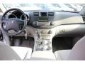 Classic Silver Metallic - Highlander 4WD Photo No. 9