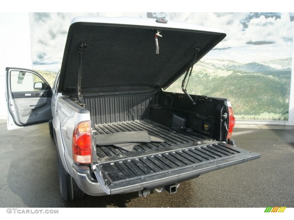 2005 Tacoma V6 TRD Double Cab 4x4 - Silver Streak Mica / Graphite Gray photo #21