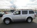 Silver Lightning Metallic - Pathfinder SE 4x4 Photo No. 4