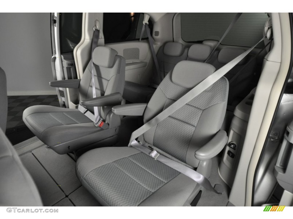 Medium Slate Gray/Light Shale Interior 2009 Chrysler Town & Country Touring Photo #60863367