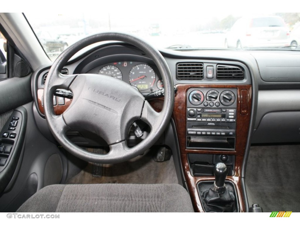 2001 Outback Wagon - Deep Sapphire Metallic / Gray photo #8