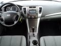 Gray 2009 Hyundai Sonata SE V6 Dashboard