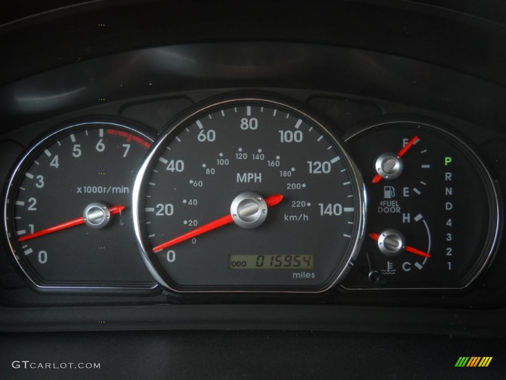 2011 Mitsubishi Endeavor LS Gauges Photo #60872988