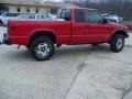 Victory Red 2002 Chevrolet S10 LS Extended Cab 4x4 Exterior